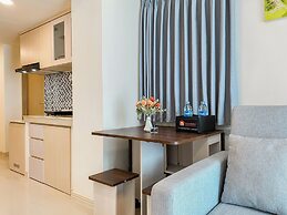 Restful And Chic 2Br At Meikarta Apartment