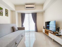 Restful And Chic 2Br At Meikarta Apartment
