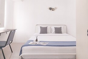 Relaxing And Homey Studio At Urbantown Serpong Apartment