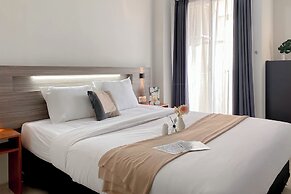 Cozy Studio Apartment At Vittoria Residence