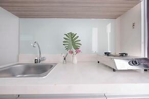 Warm And Comfy 2Br Apartment At Vittoria Residence