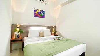 Simply Look 2Br Apartment At Vittoria Residence