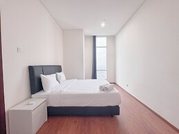 Homey And Simply 3Br At Grand Sungkono Lagoon Apartment