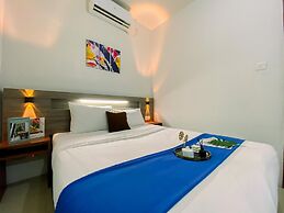 Spacious And Relaxing 2Br Apartment At Corner Vittoria Residence