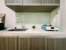 Spacious And Relaxing 2Br Apartment At Corner Vittoria Residence