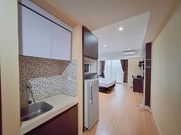 Relaxing And Stylish Studio At Mataram City Apartment