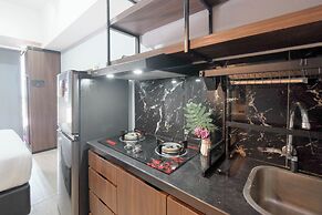 Comfy And Well Studio At Tokyo Riverside Pik 2 Apartment