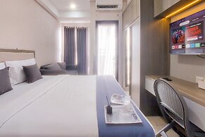 Stunning Studio Apartment At Transpark Bintaro