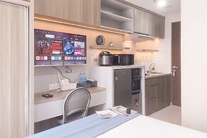 Stunning Studio Apartment At Transpark Bintaro
