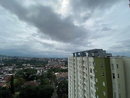 Modern 2Br Apartment Without Living Room At Parahyangan Residence