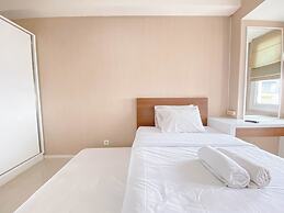 Modern 2Br Apartment Without Living Room At Parahyangan Residence