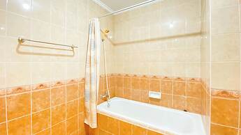 Spacious And Comfy 3Br At Puri Garden Apartment