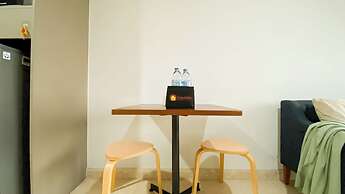 Cozy And Best Location 1Br Gold Coast Apartment