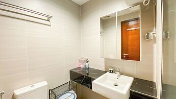 Homey Living Studio At West Vista Apartment