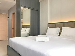 Minimalist And Cozy Studio Bale Hinggil Apartment