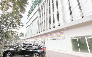 Minimalist And Cozy Studio Bale Hinggil Apartment