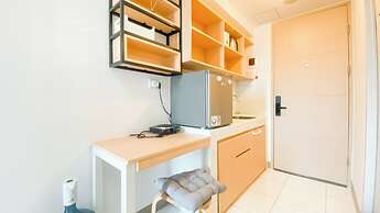 Nice And Comfy Studio At Tokyo Riverside Pik 2 Apartment