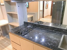 Good Deals And Relaxing 2Br At Grand Sungkono Lagoon Apartment