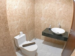 Good Deals And Relaxing 2Br At Grand Sungkono Lagoon Apartment