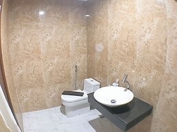 Good Deals And Relaxing 2Br At Grand Sungkono Lagoon Apartment