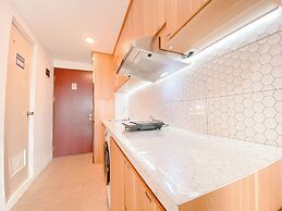 Homey & Restful Studio At Tamansari Panoramic Apartment