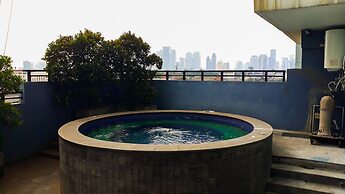 Simple And Comfort Design 2Br Apartment At Marbella Kemang Residence