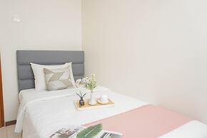 Simple And Comfort Design 2Br Apartment At Marbella Kemang Residence