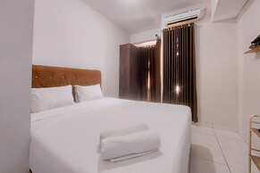 Chic And Cozy Studio Apartment At Amazana Serpong