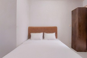 Chic And Cozy Studio Apartment At Amazana Serpong