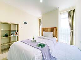 Spacious 3Br With Private Lift At Menteng Park Apartment