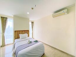 Spacious 3Br With Private Lift At Menteng Park Apartment