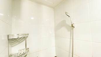 Comfy 2Br Near Mall At Green Pramuka City Apartment