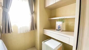 Comfy 2Br Near Mall At Green Pramuka City Apartment