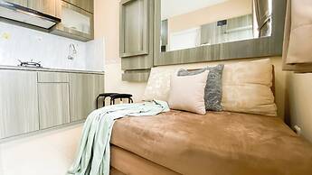 Comfy 2Br Near Mall At Green Pramuka City Apartment