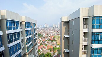 Comfy 2Br At Pakubuwono Terrace Apartment