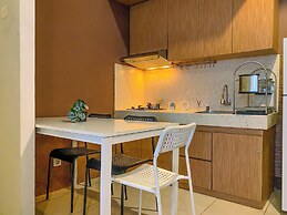 Comfy 2Br At Pakubuwono Terrace Apartment