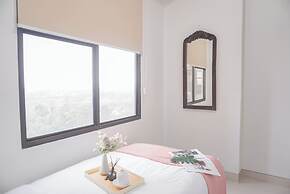 Comfy And Homey 2Br Transpark Cibubur Apartment
