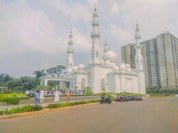 Comfort 2Br At 7Th Floor Podomoro Golf View Apartment