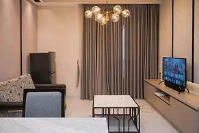 Cozy 2Br Apartment M-Town Signature