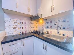 Best Deal 2Br Apartment At Gateway Ahmad Yani Cicadas