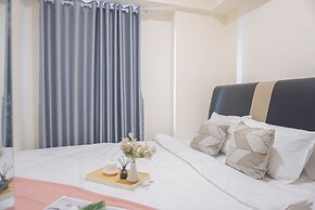 Spacious And Comfy 2Br With Extra Room Apartment At Meikarta