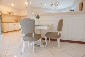 Spacious And Luxury 3Br At Sudirman Tower Condominium Apartment