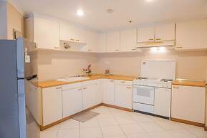 Spacious And Luxury 3Br At Sudirman Tower Condominium Apartment