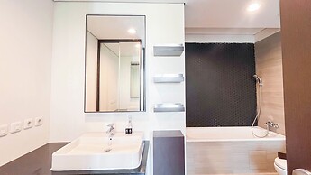 Scenic And Comfortable 2Br (No Kitchen) Apartment At Skales Residence 