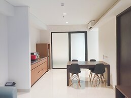 Scenic And Comfortable 2Br (No Kitchen) Apartment At Skales Residence 