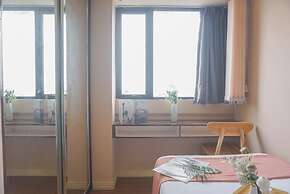 Homey And Cozy 3Br At Meikarta Apartment