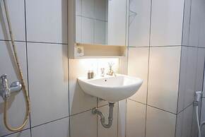 Comfy And Modern 2Br Grand Kamala Lagoon Apartment