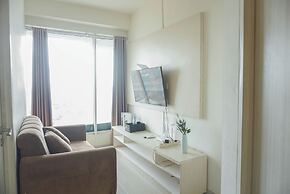 Comfy And Modern 2Br Grand Kamala Lagoon Apartment