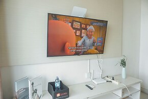 Comfy And Modern 2Br Grand Kamala Lagoon Apartment