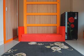 Cozy Studio Apartment At Gateway Park Lrt City Bekasi